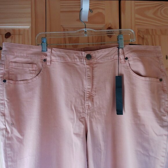 NWTS Lane Bryant Mid Rise super Stretch Ankle Pants Raw Edge Hem Size 26 - Picture 4 of 6